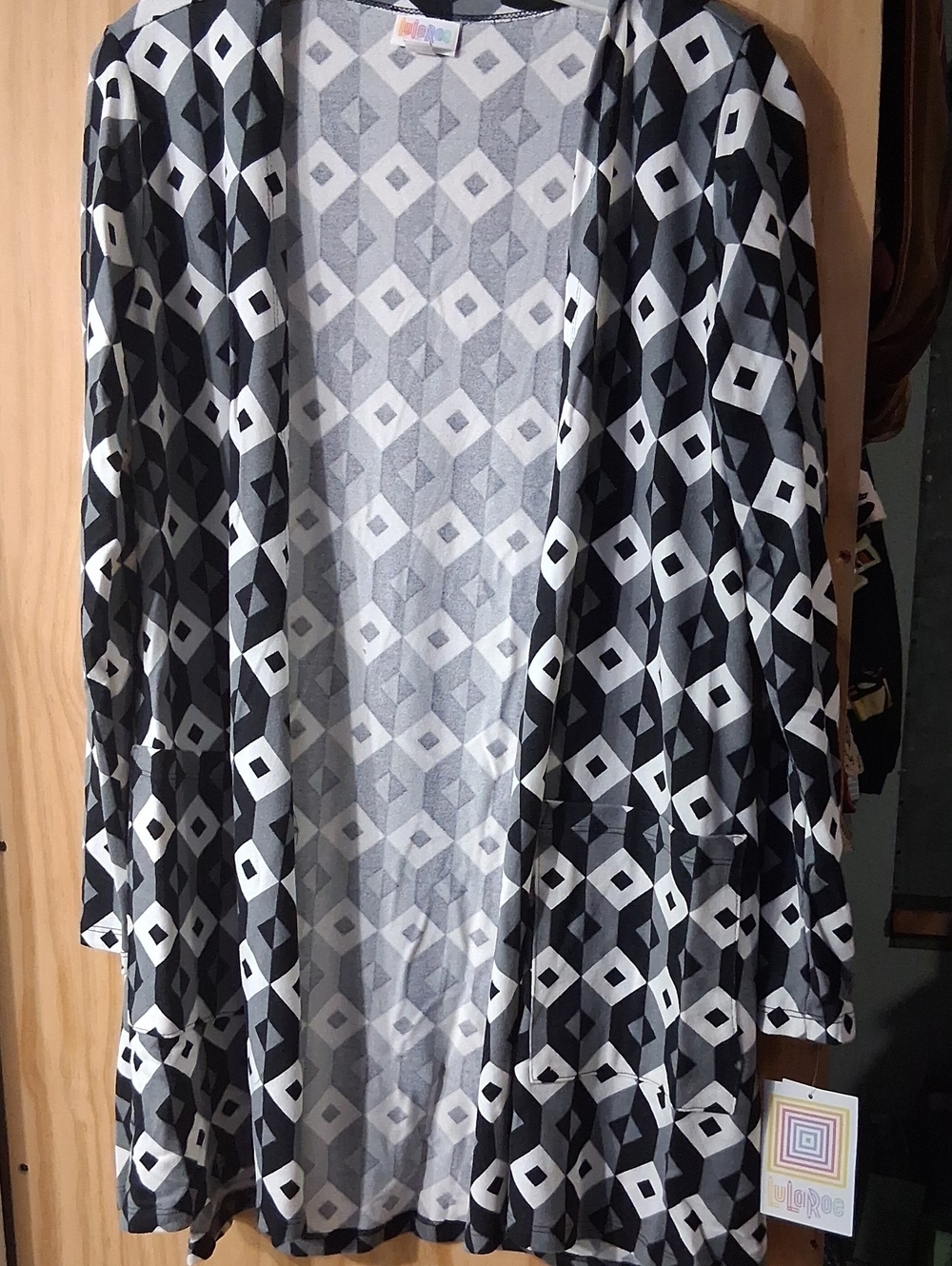 Skirt Subcategory Identification